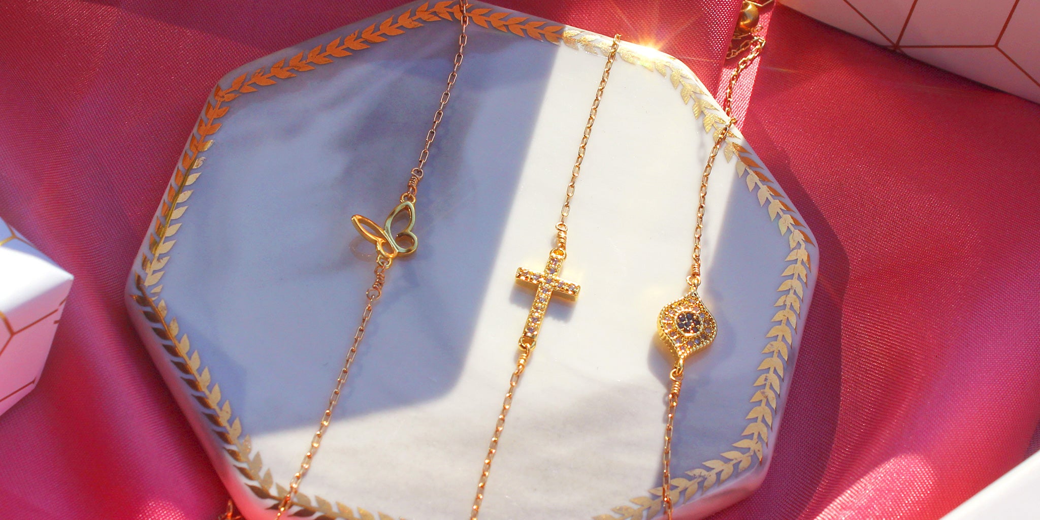 Lucky Charm Bracelet-La Meno