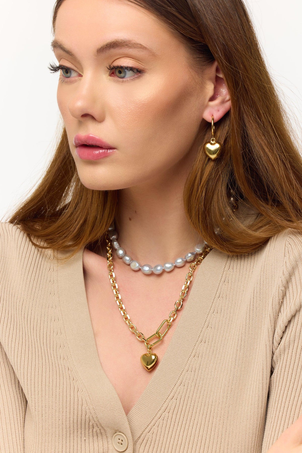 Love in Pearls Necklaces