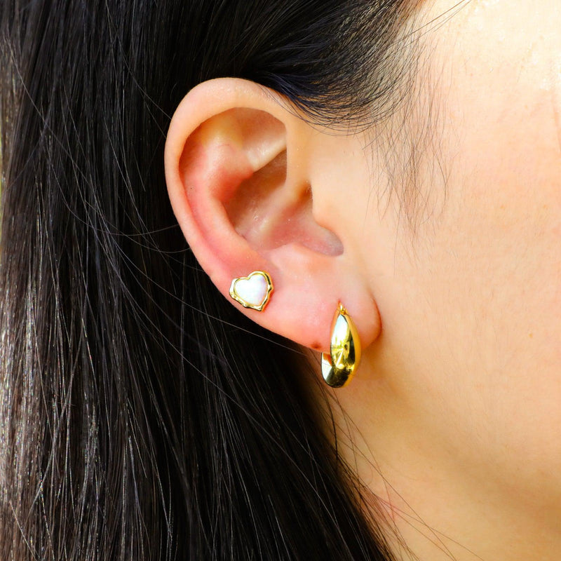 Iridescent love Studs