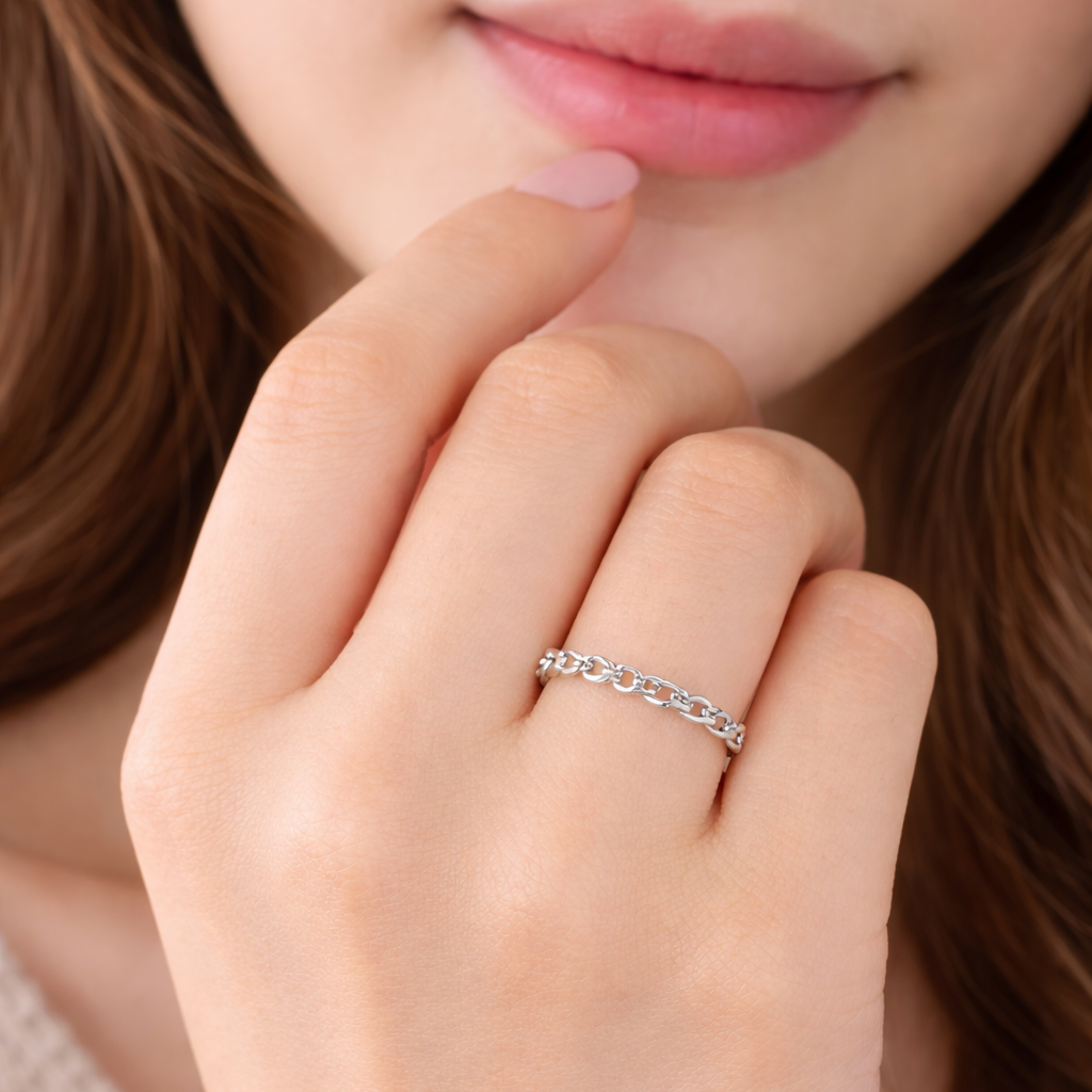 Whisper Link Ring