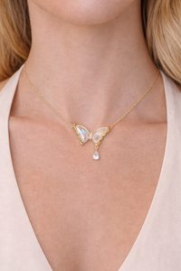 Lumière Wing Necklace