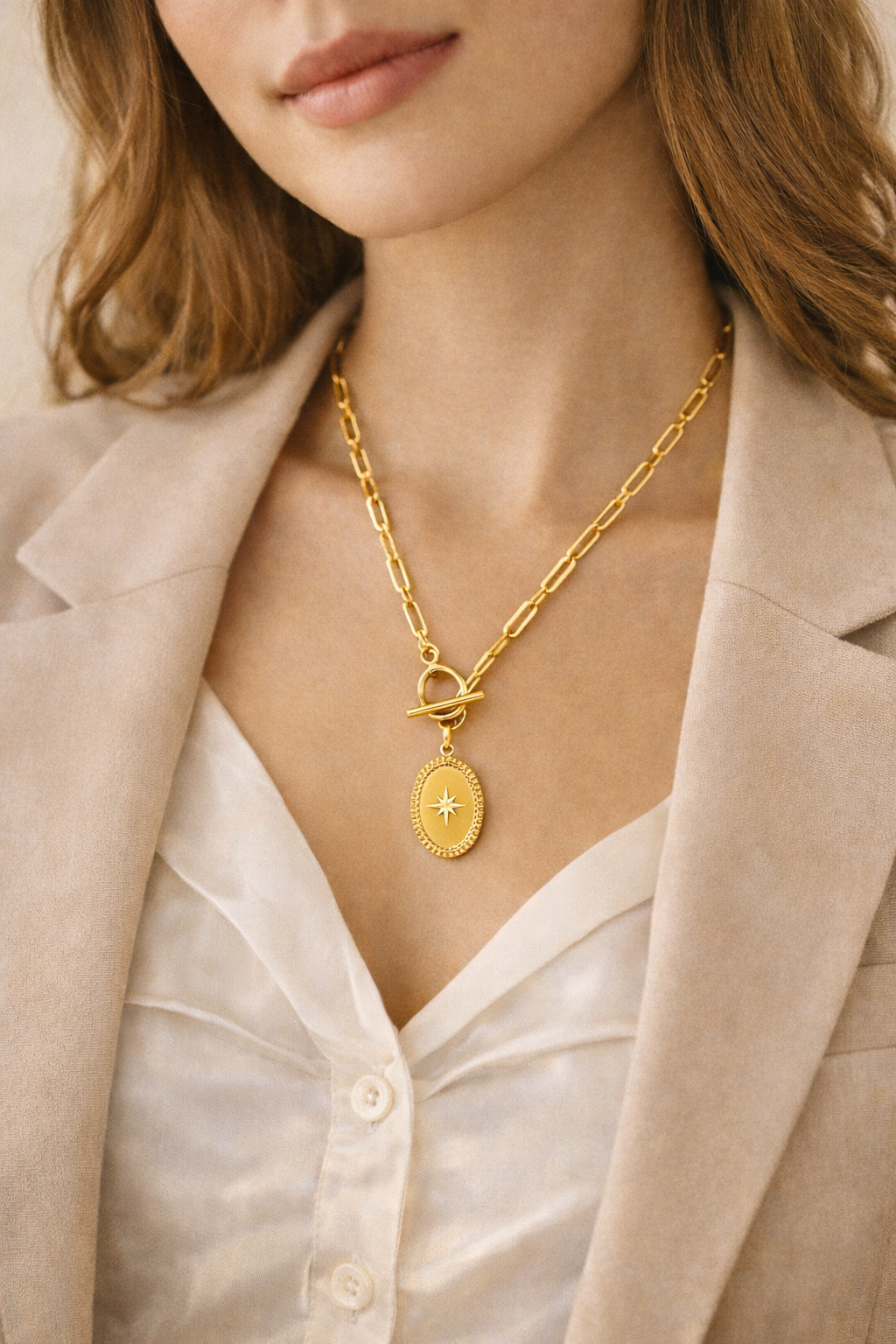 Oval Starburst Necklace