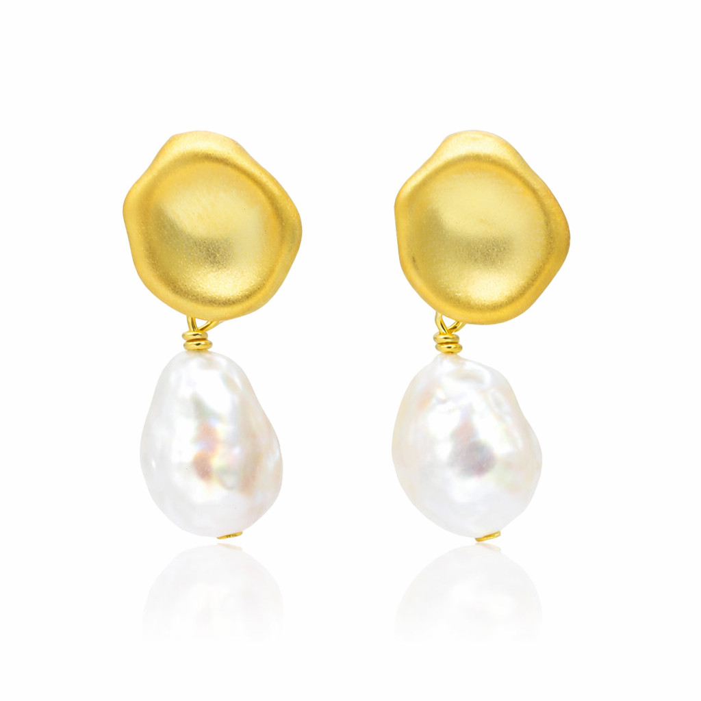 Charming Pearl Earrings