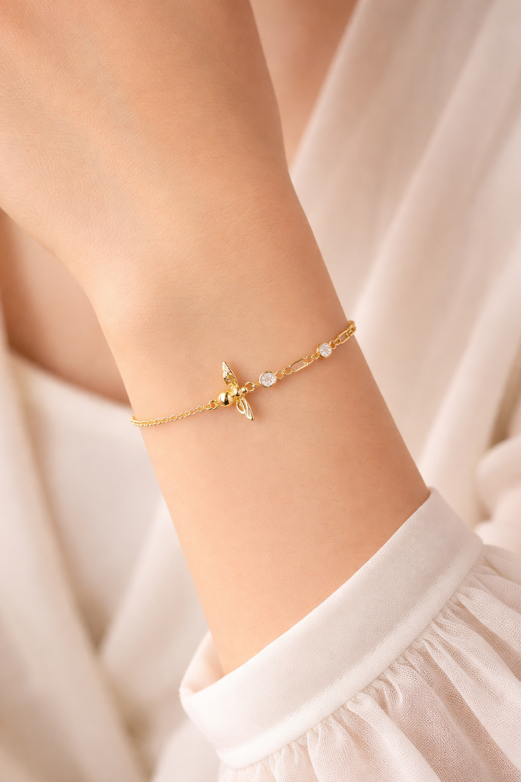 Sweet Buzz Bee Bracelet