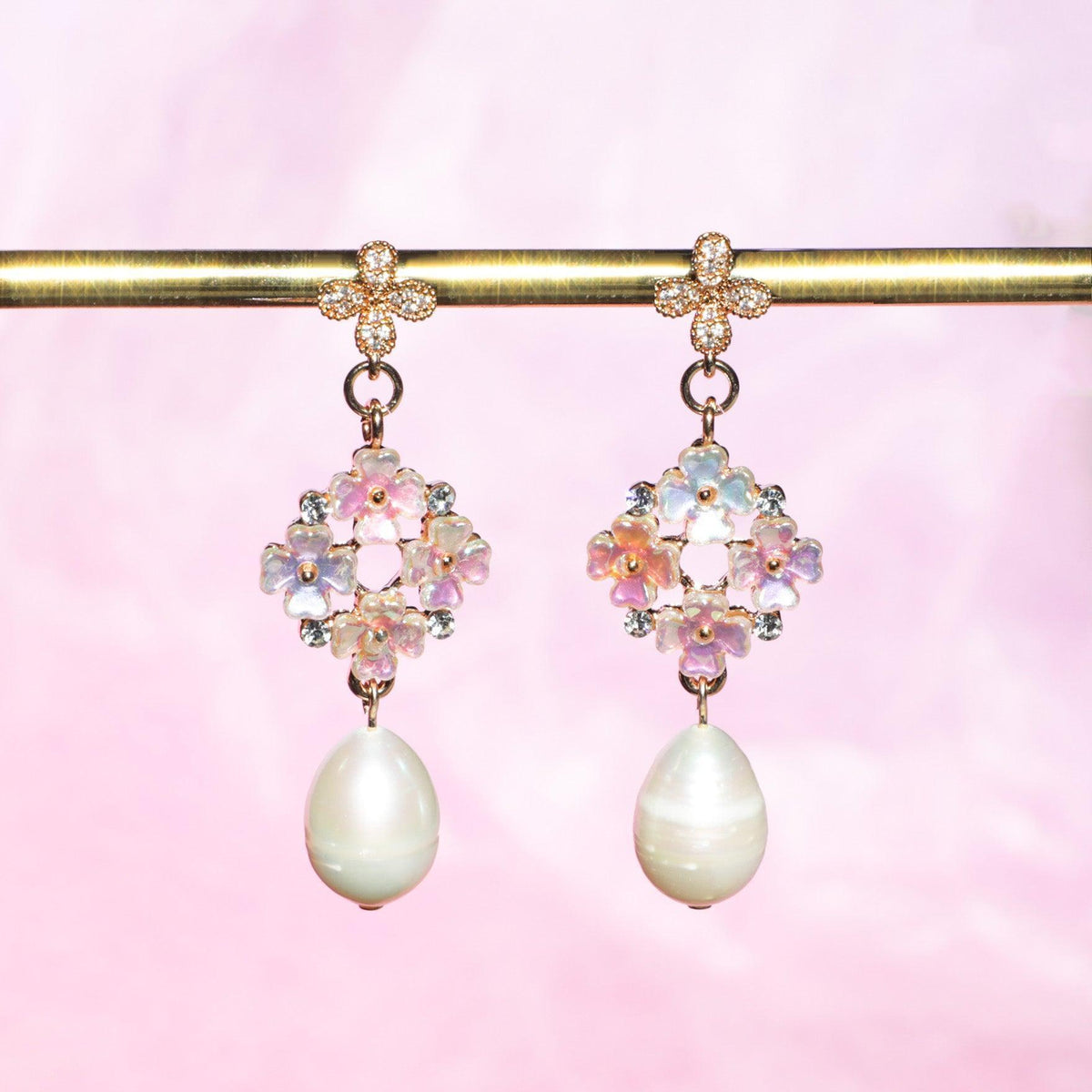 Blooming Pearl Earrings
