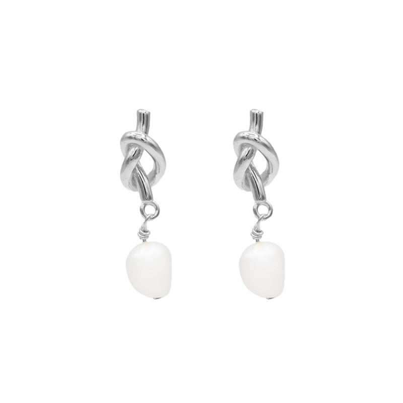 Drop of Pearl Earrings