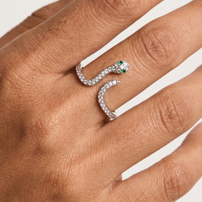 Emerald Eye Serpent Ring