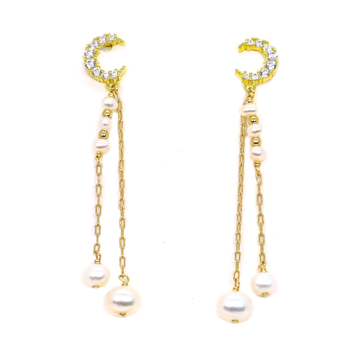 Pearl on Moon Earrings