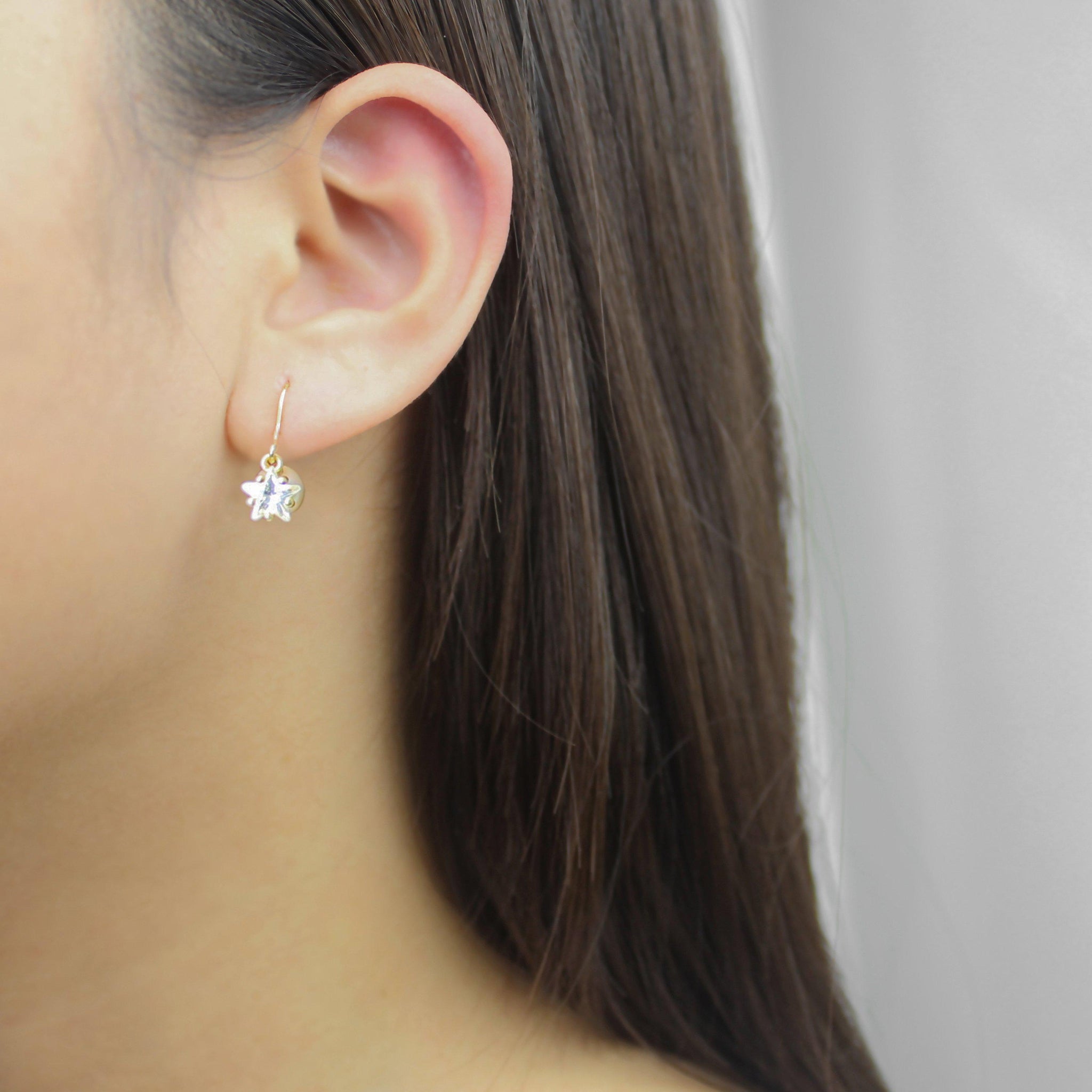 Dainty Star Earring-Adorn Earring-La Meno