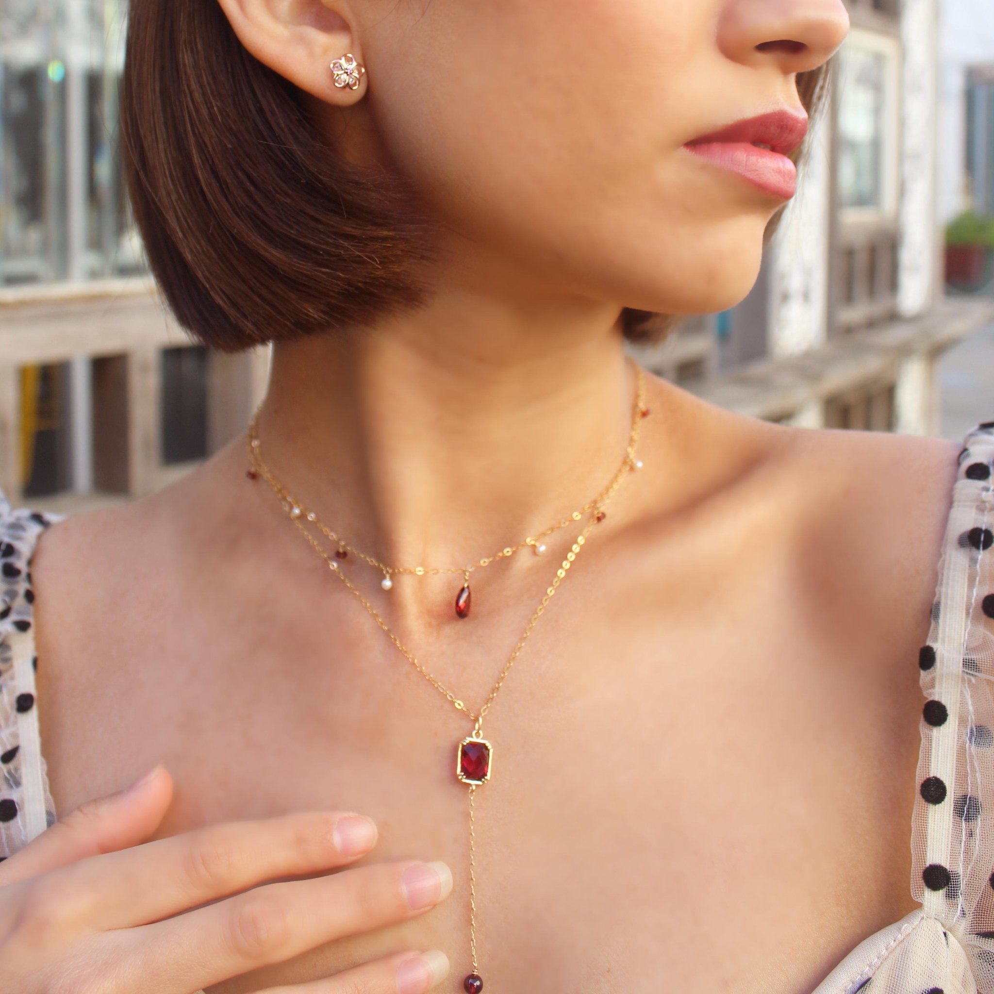 Garnet Necklace-Dangling Necklace-La Meno