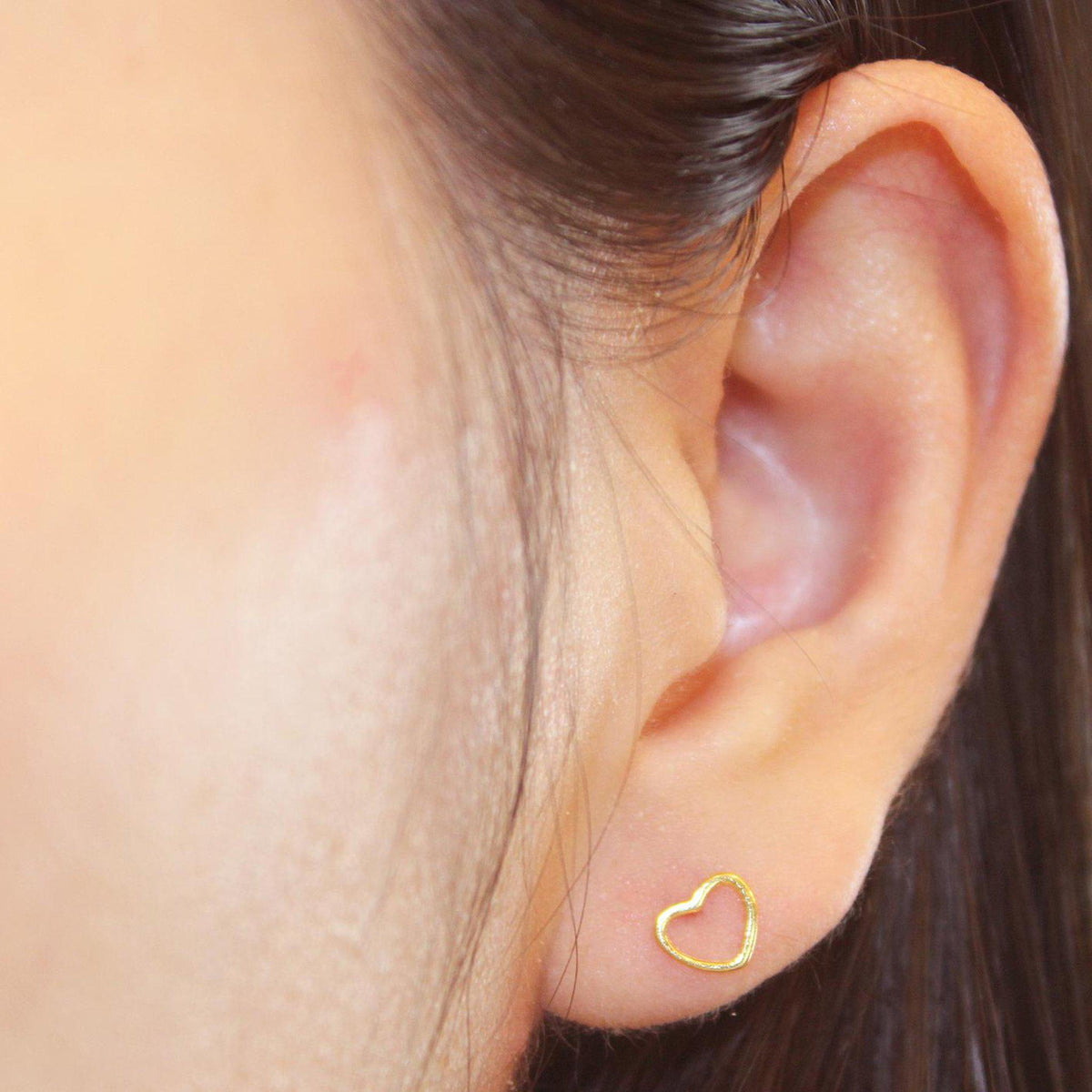 Gold Heart Screw Back Earring-Limited Edition-La Meno