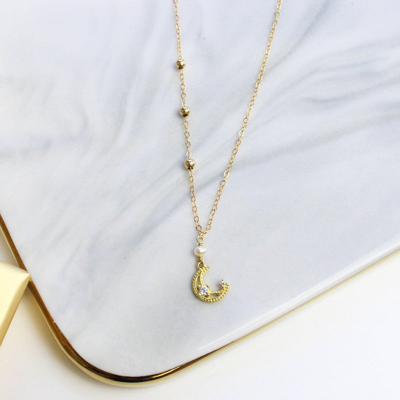 Little Golden Moon Necklace-Adorn Necklace-La Meno