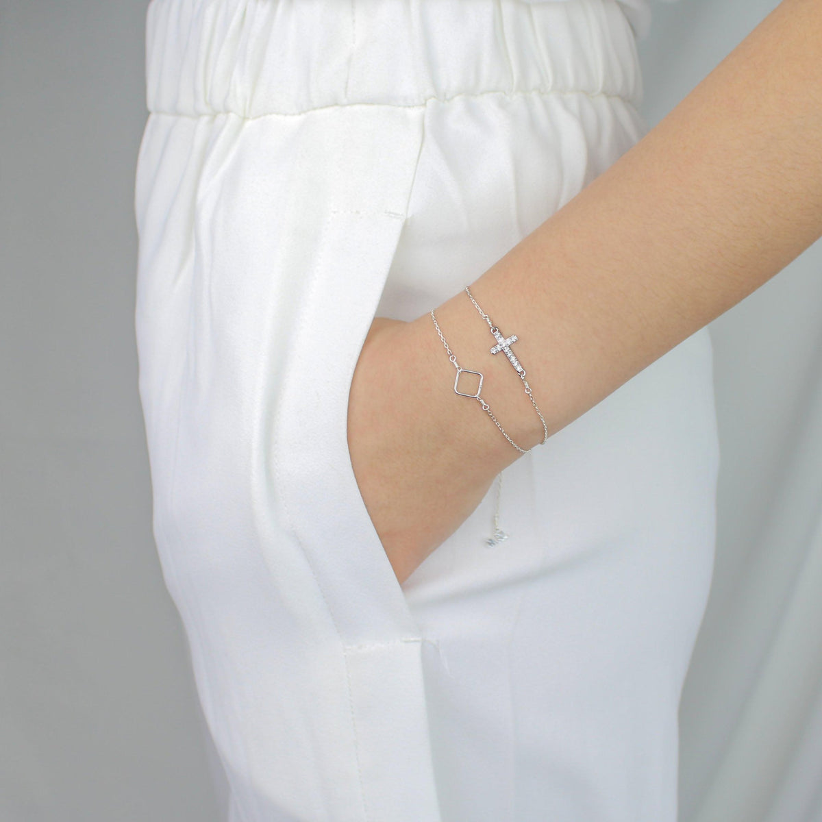 [Lucky Charm] Cross-Lucky Charm Bracelet-La Meno