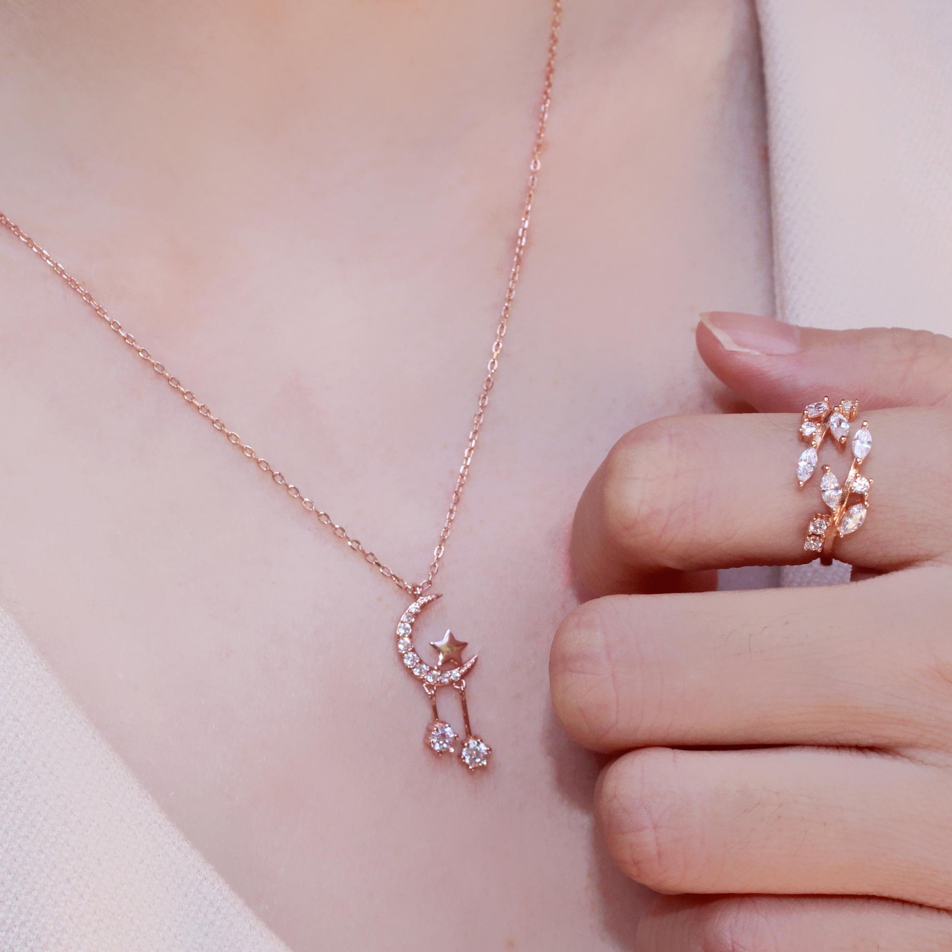 Luna & Star Pendant Necklace-Limited Edition-La Meno