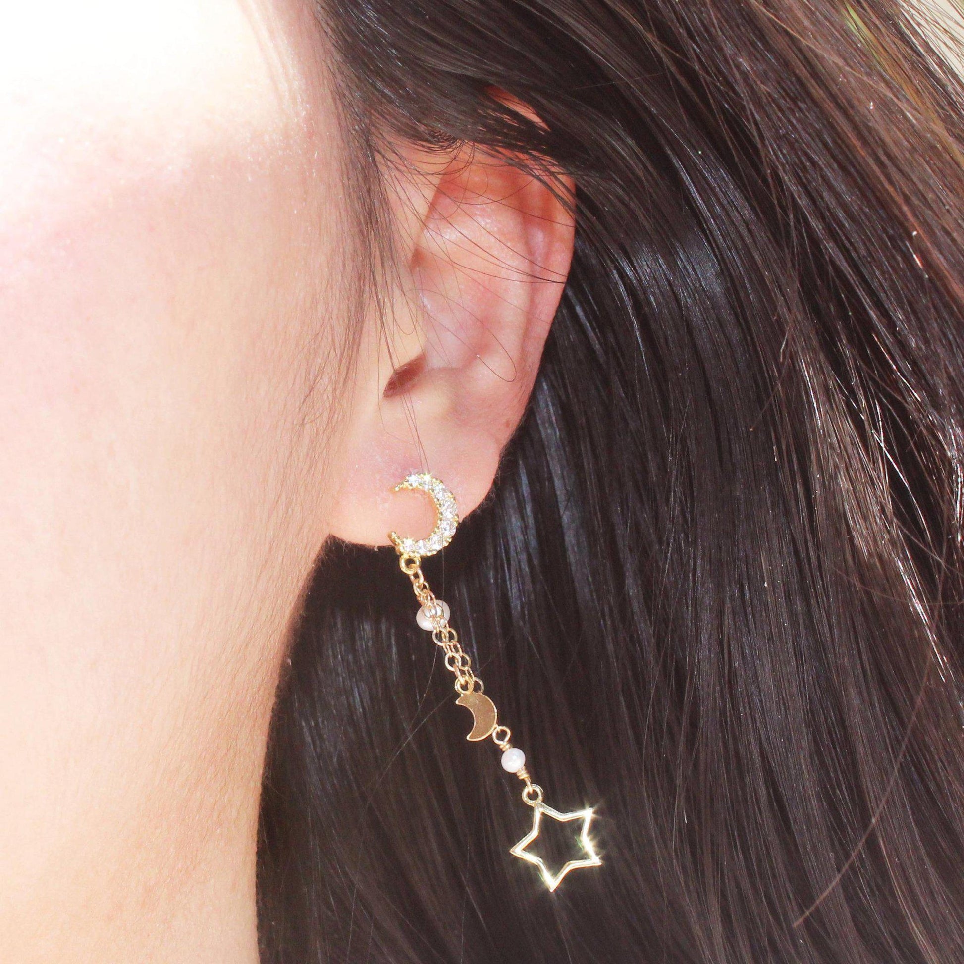 Moon & Star Asymmetric Earring-Adorn Earring-La Meno