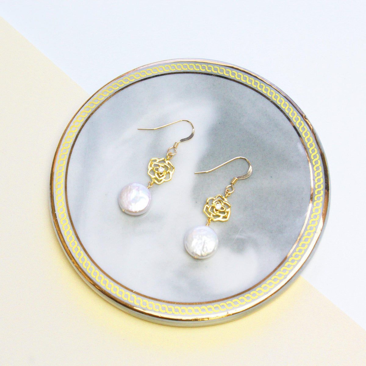 Rosie Pearl Earring-Adorn Earring-La Meno