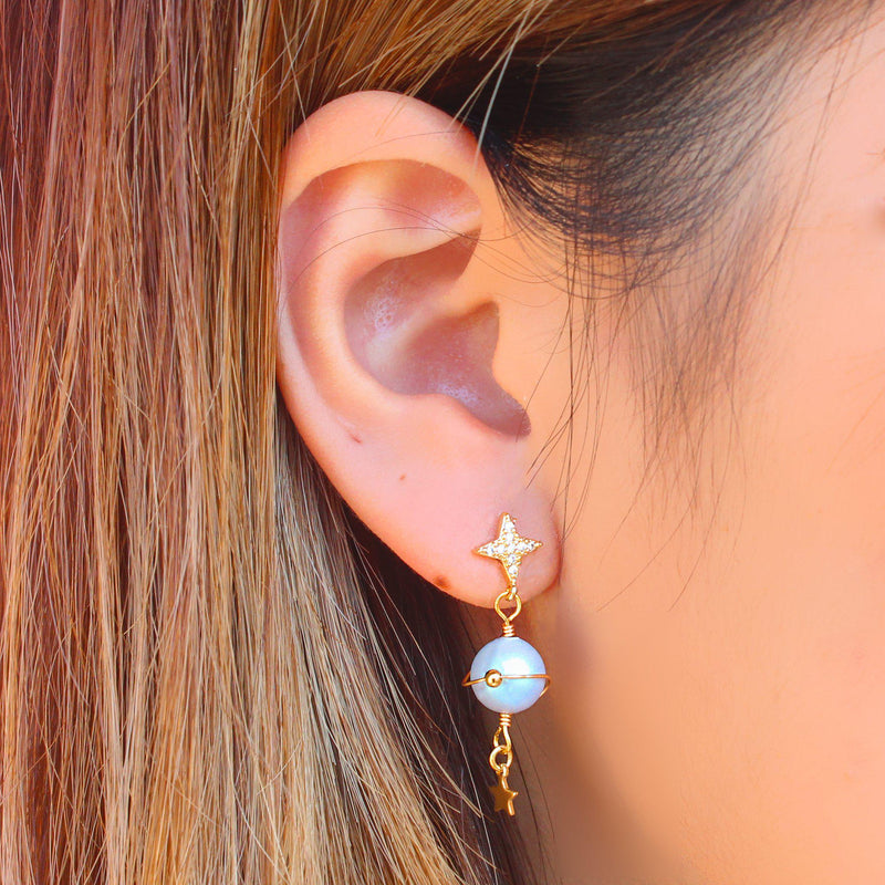 Space Lover Earring-Adorn Earring-La Meno
