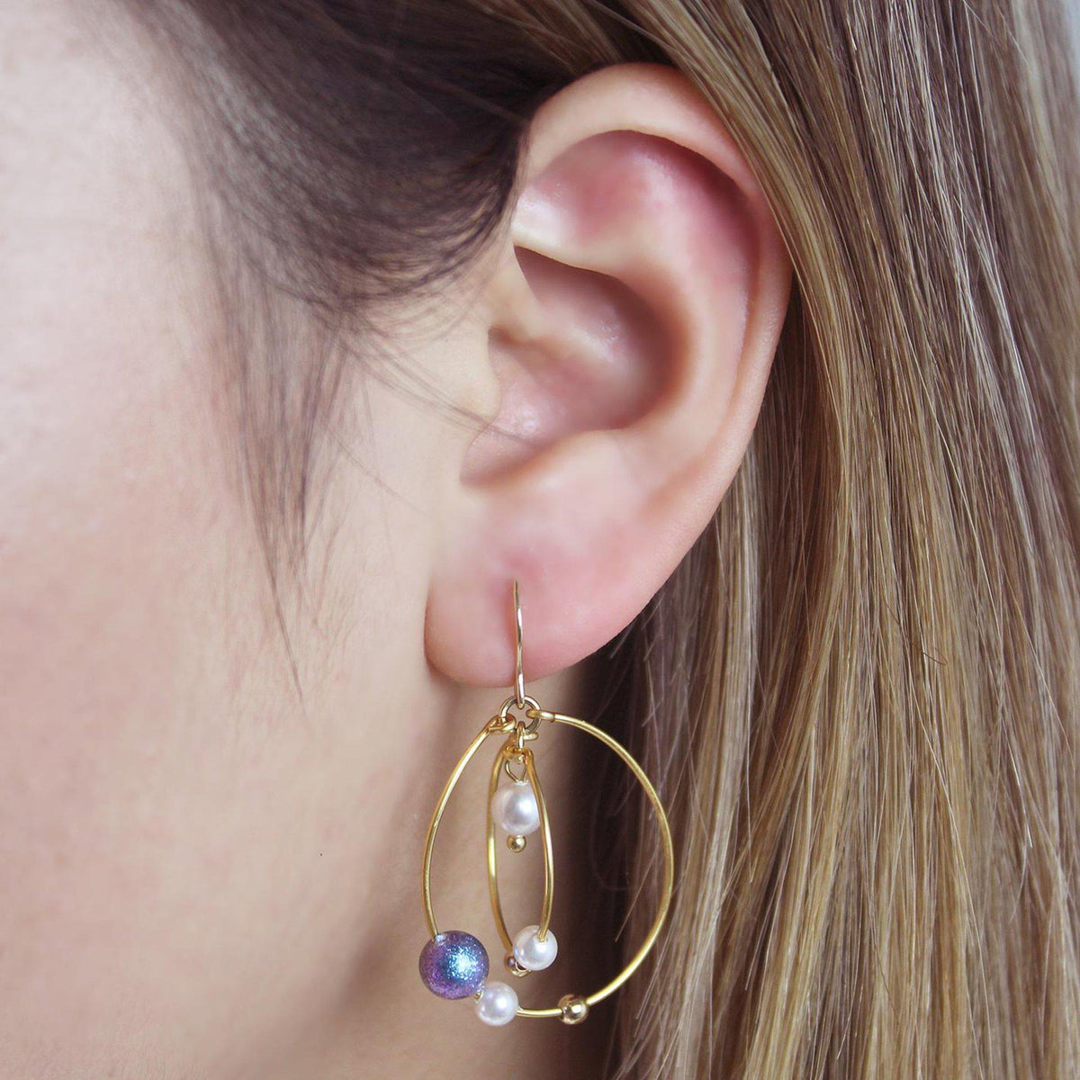 Spiral Galaxy Earring-Adorn Earring-La Meno