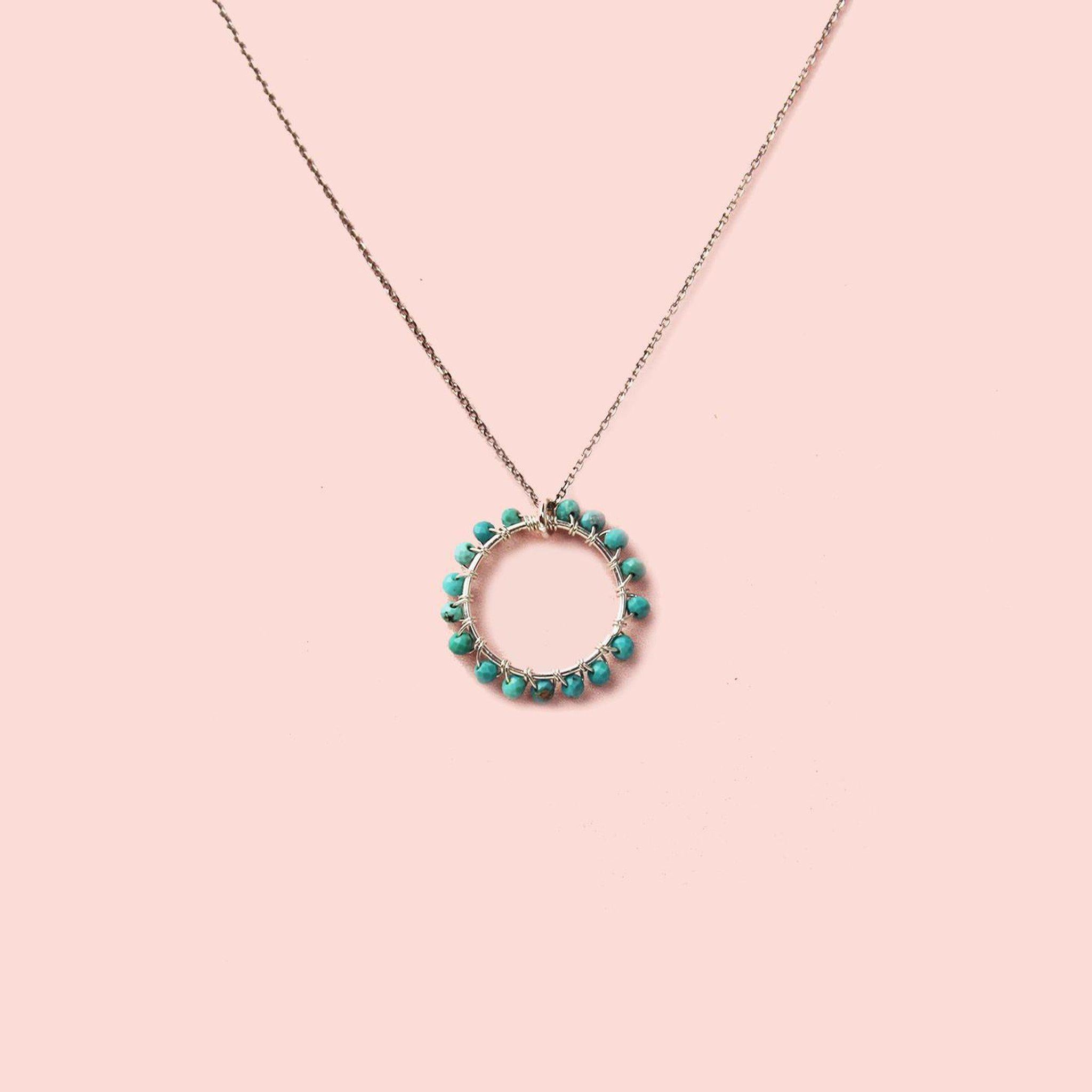 Turquoise Around Circle-Adorn Necklace-La Meno