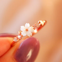 White Flower Ring-Limited Edition-La Meno