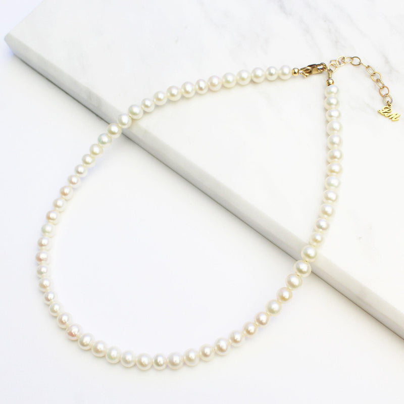 Woman's Best Friend-Adorn Necklace-La Meno